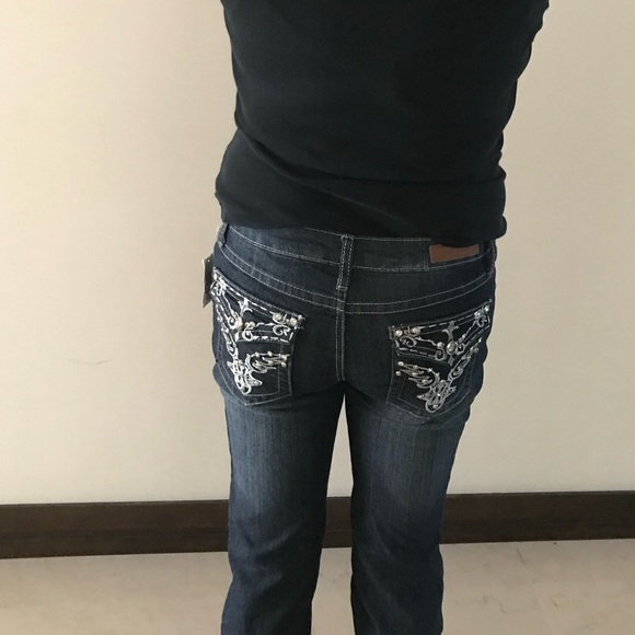 Jeans - Picture 2 of 2